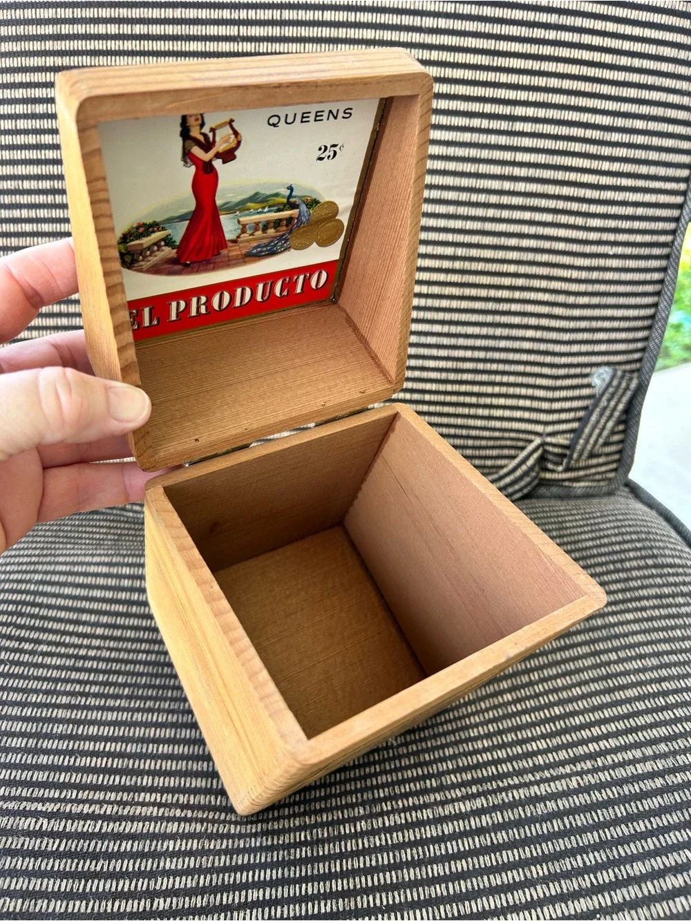 Vintage El Producto Wooden Cigar Box Rustic Collectible Decor Man Cave Farmhouse